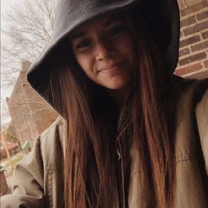 Meet your Posher, Sally